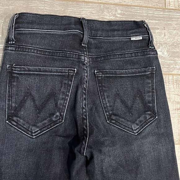 MOTHER jeans size 23. EUC - Picture 4 of 7